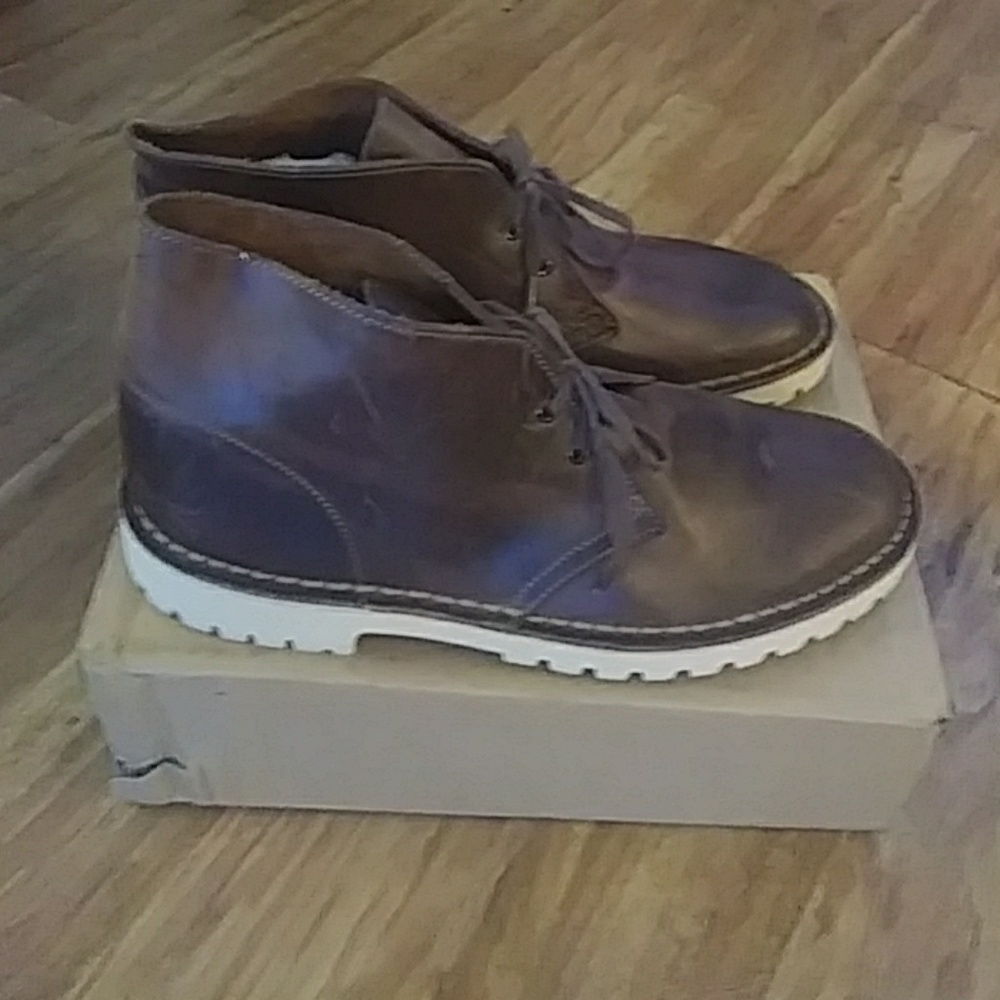 Clarks shoe